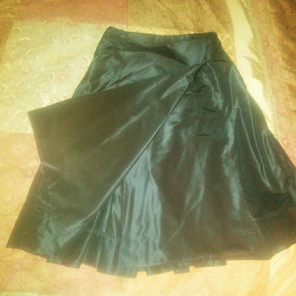 AKRIS SILK SKIRT